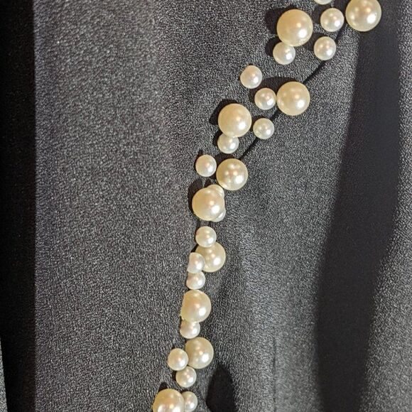 🆕NWT COLLEEN LOPEZ PEARL ADORNED BLACK BLOUSE - XL - Picture 2 of 8